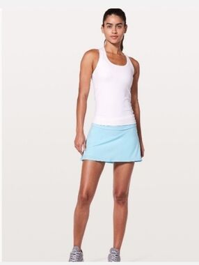 LULULEMON PLAY OFF THE PLEATS SKY BLUE TENNIS SKIRT ATHLETIC SKORT WOMEN 10 REG